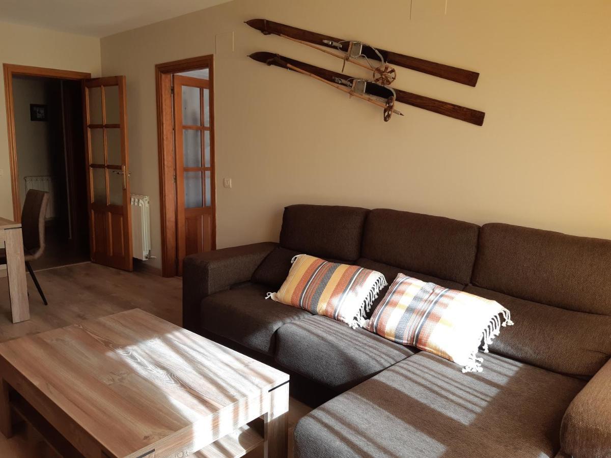 Apartamento Familiar Con Vistas Y Garage La Portiecha Appartement Sallent de Gállego Buitenkant foto